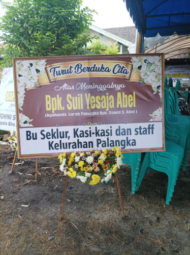 Karangan Bunga Duka panjehang 087748567736 – Ungkapan Belasungkawa yang Penuh Makna